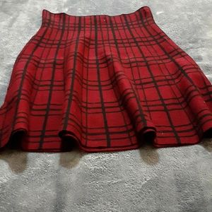 Max studio skirt